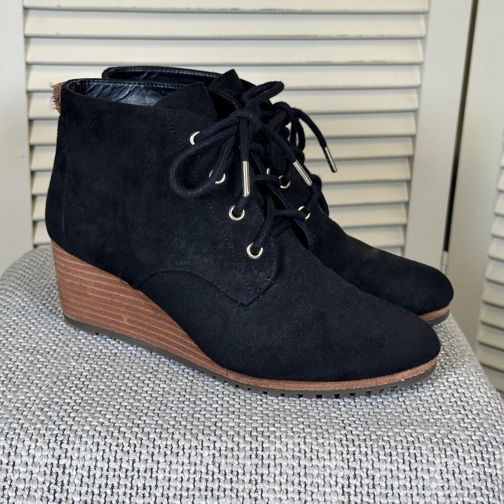 Dr. Scholl’s Suede Black Lace-Up Wedge Ankle Booties | Comfort Sole | Size 6